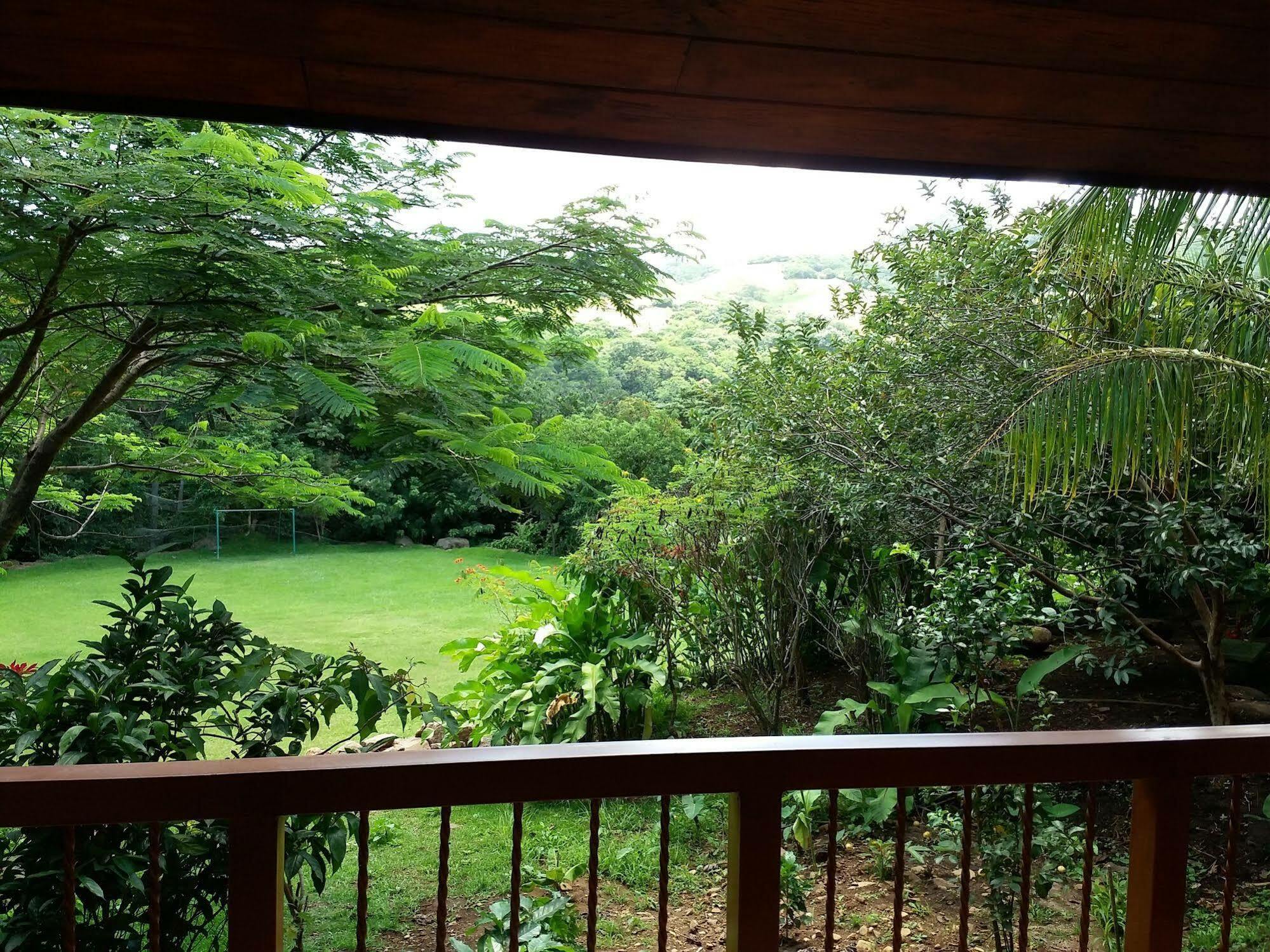Rancho De Lelo Ecolodge Monteverde Exteriör bild