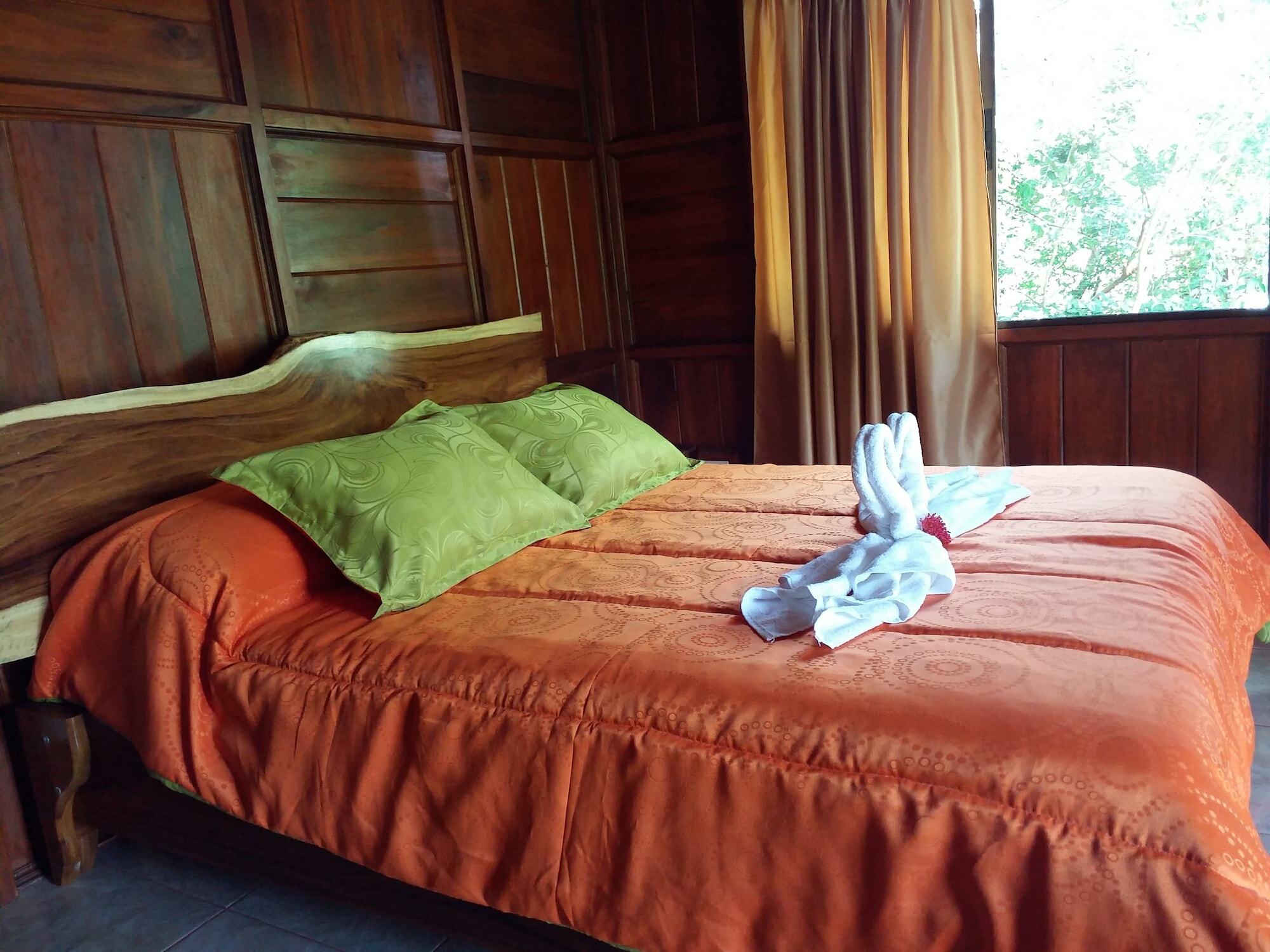 Rancho De Lelo Ecolodge Monteverde Exteriör bild