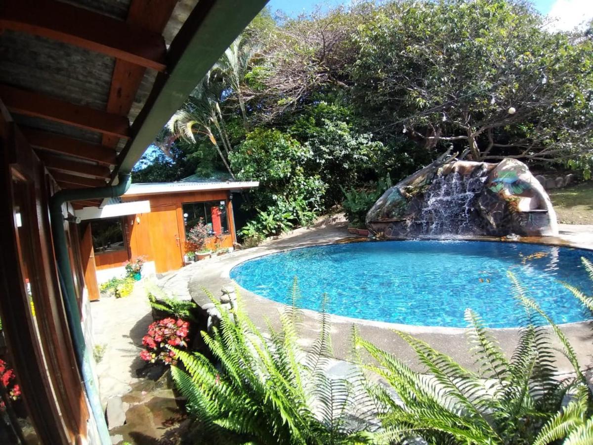 Rancho De Lelo Ecolodge Monteverde Exteriör bild